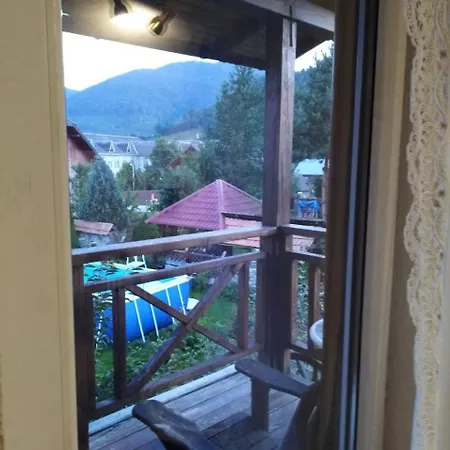 Iryna ірина Country house Tukhlya